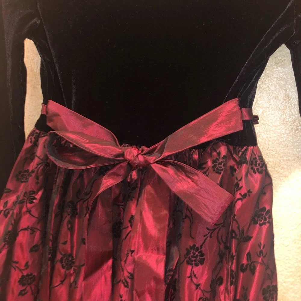 BONNIE JEAN GIRLS DRESS VINTAGE BLACK VELVET SZ 8